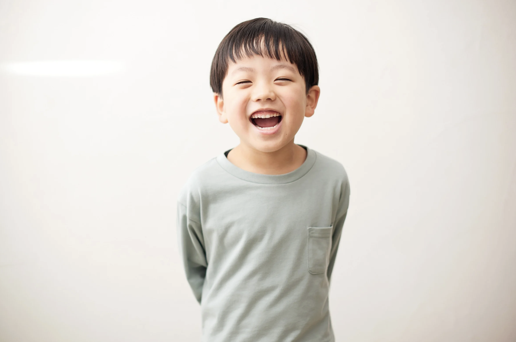 エナメル質形成不全とは?見た目だけでなくむし歯リスクにも関わる歯の発育異常 画像